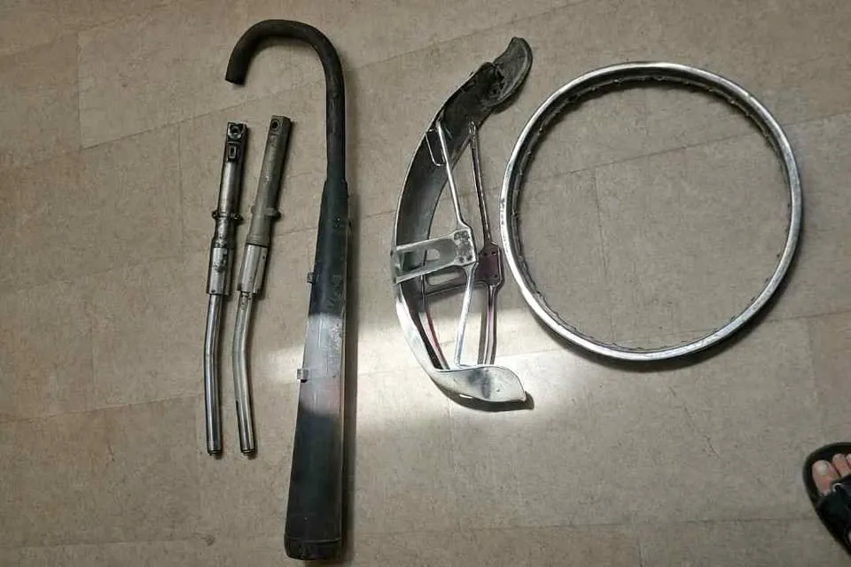 Honda Genuine Silencer carbon fiber For Sale in New Karachi | Karachi Ads - photo 1