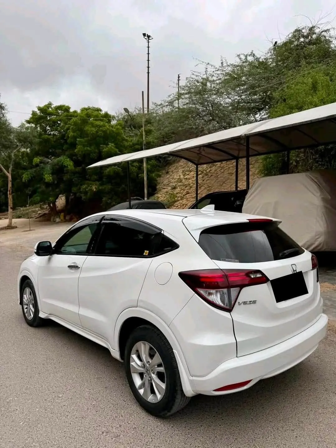 Honda Vezel Sensing 2014 For Sale in DHA Defence | Karachi Ads - photo 4