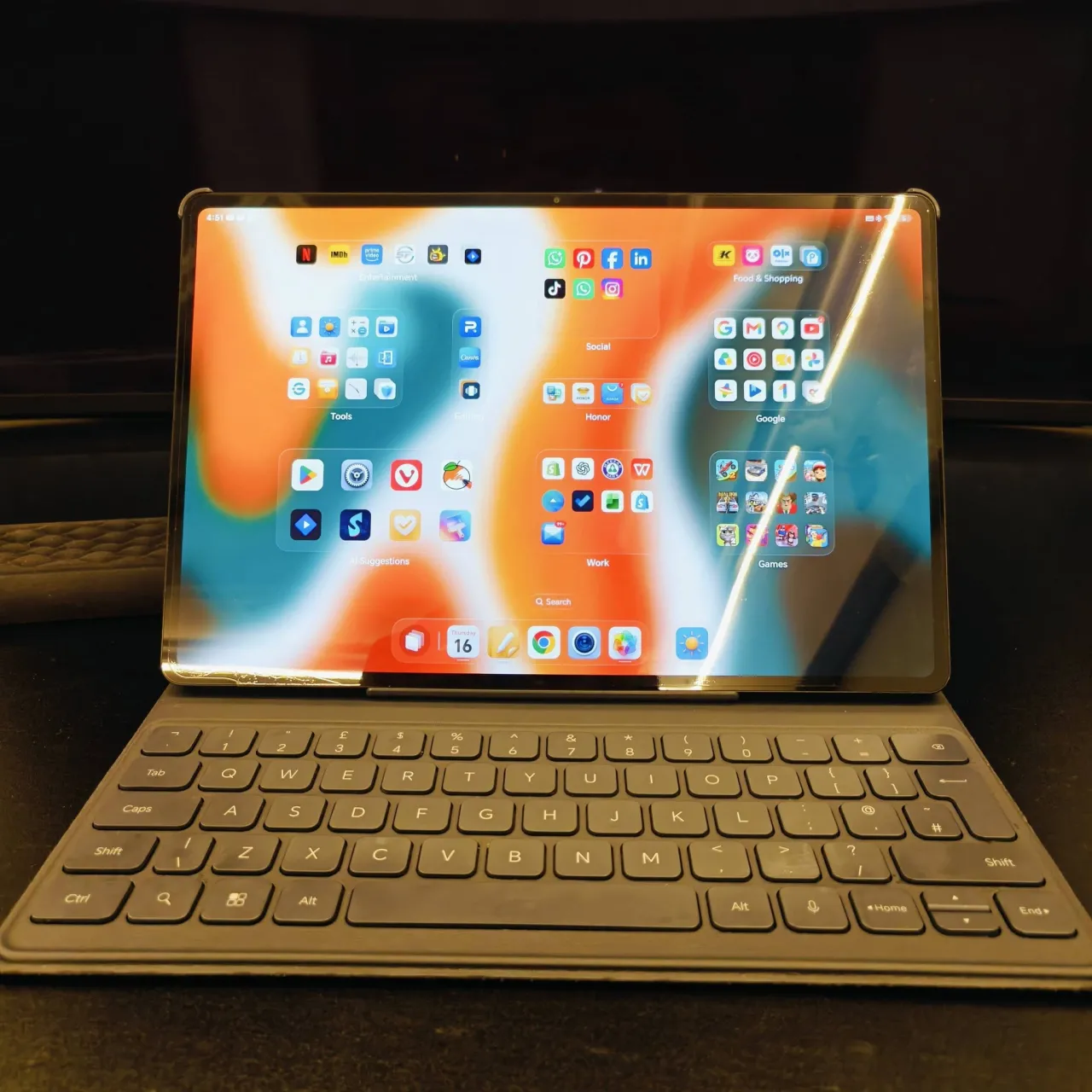 Honor MagicPad 2 12.3" OLED Tablet + Original Keyboard For Sale in Nazimabad No. 2 | Karachi Ads - photo 6