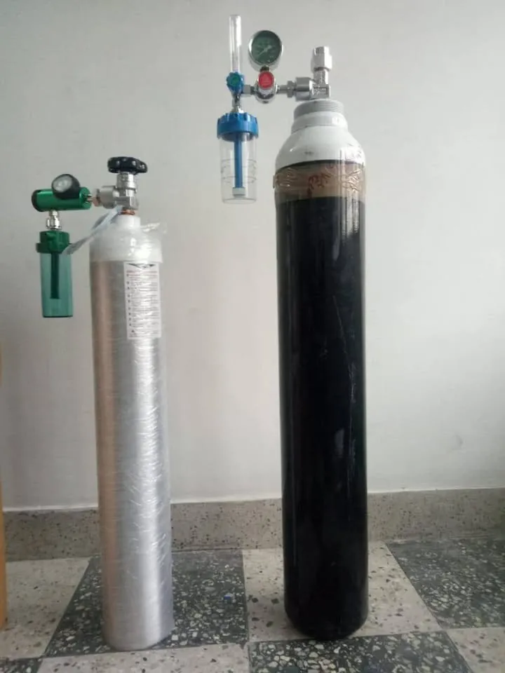 Hospital Bed oxygen cylinder oxygen concentrator machine bipap CPAP suction machine cardiac monitor - photo 2