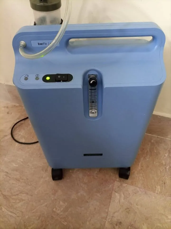 Hospital Bed oxygen cylinder oxygen concentrator machine bipap CPAP suction machine cardiac monitor - photo 7