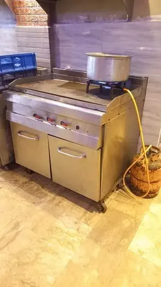 Hot plate for Sale in Landhi, Karachi