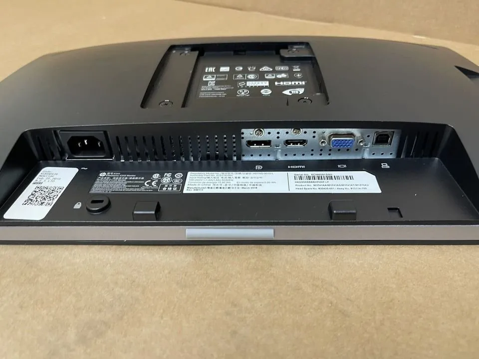 HP EliteDisplay 20"Inch With HDMI IPS LED For Sale in New Karachi, Karachi - photo 3