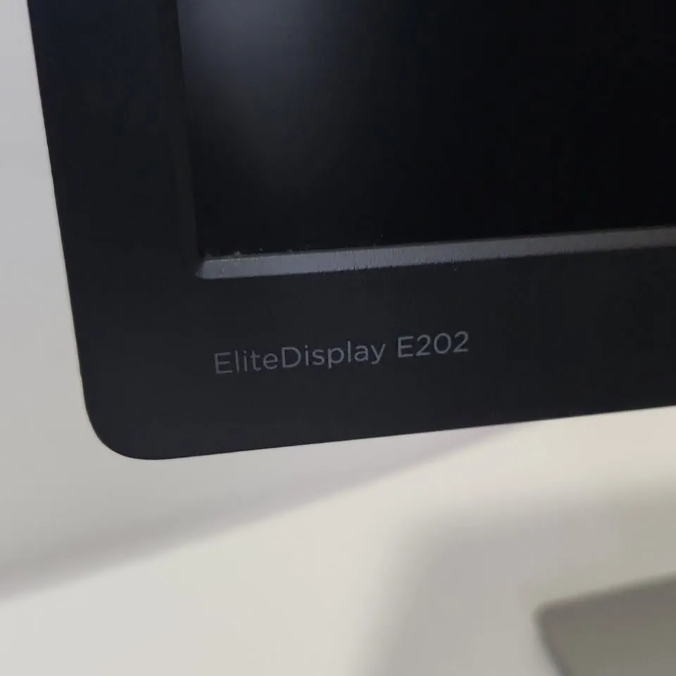 HP EliteDisplay E202 20" HDMI Port IPS Fresh LED ! No Line ! No Spot For Sale in Bahadurabad, Karachi - photo 2