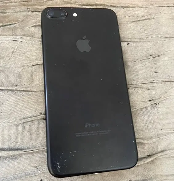 I phone 7 plus For Sale in Gulshan-e-Iqbal | Karachi Ads - photo 1