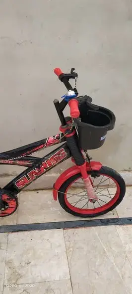 Imported 16" Kids Bicycle – Like New | Heavy Duty For Sale in Gulistan-e-Jauhar | Karachi Ads - photo 3