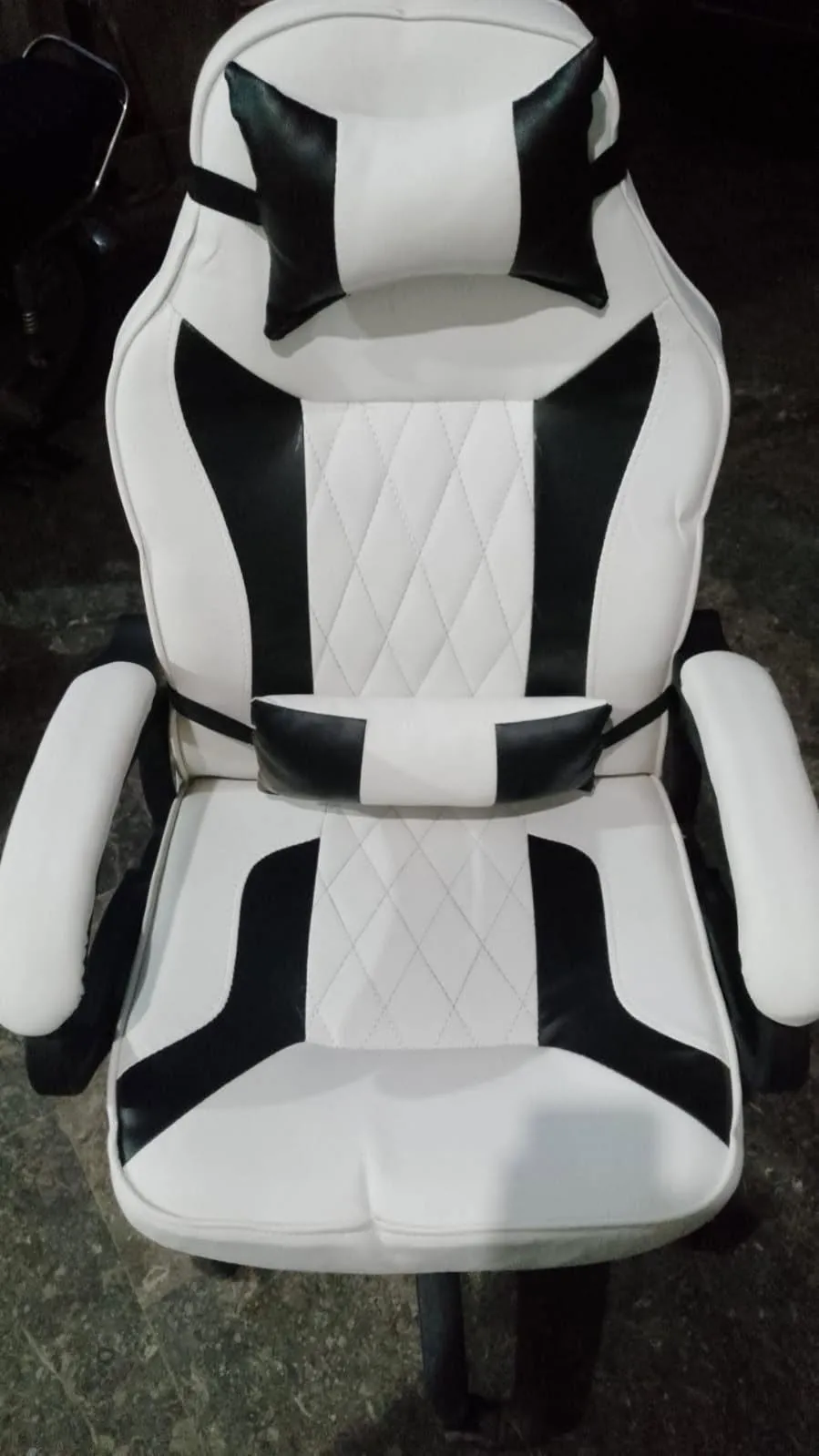 imported and local gaming and CEO office chairs available - photo 4