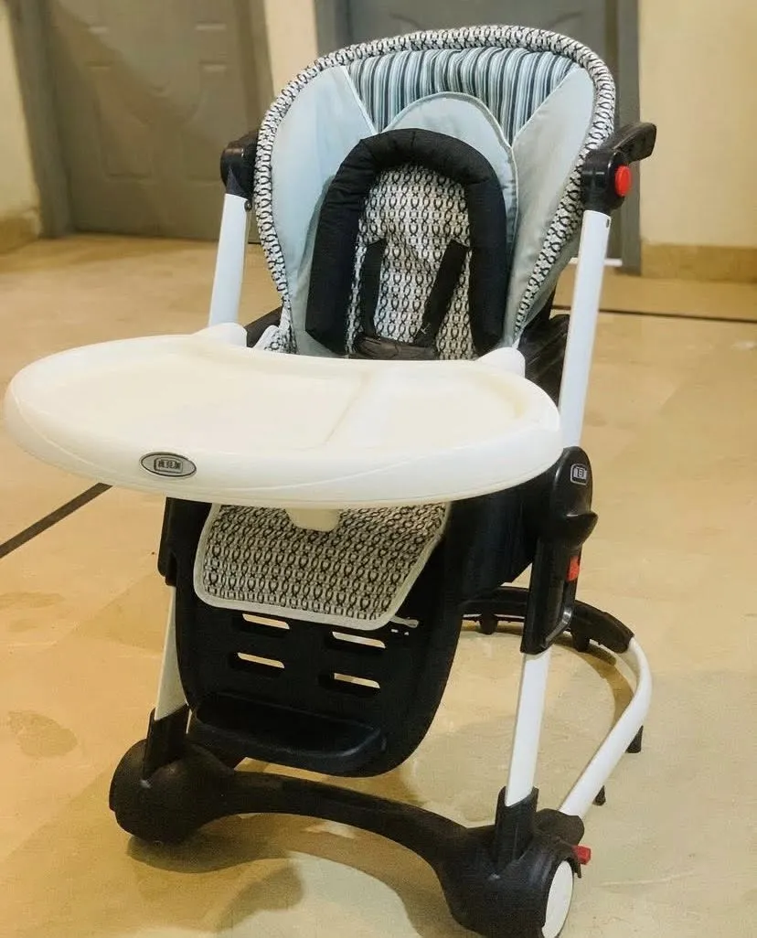 Imported high chair For Sale in New Karachi | Karachi Ads - photo 2