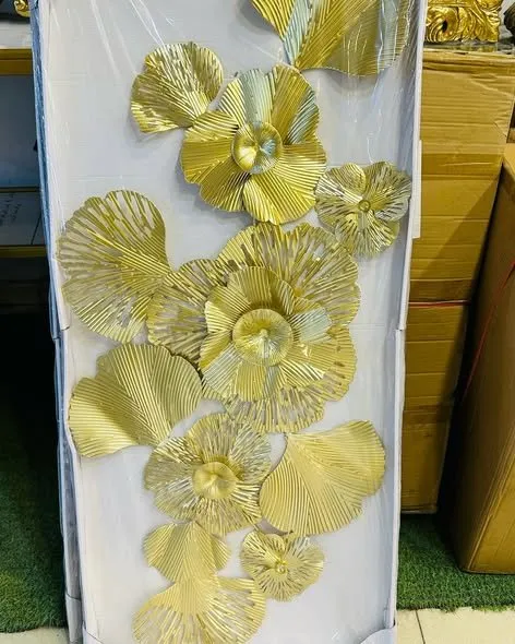 Imported Metal Wall hangings - photo 3
