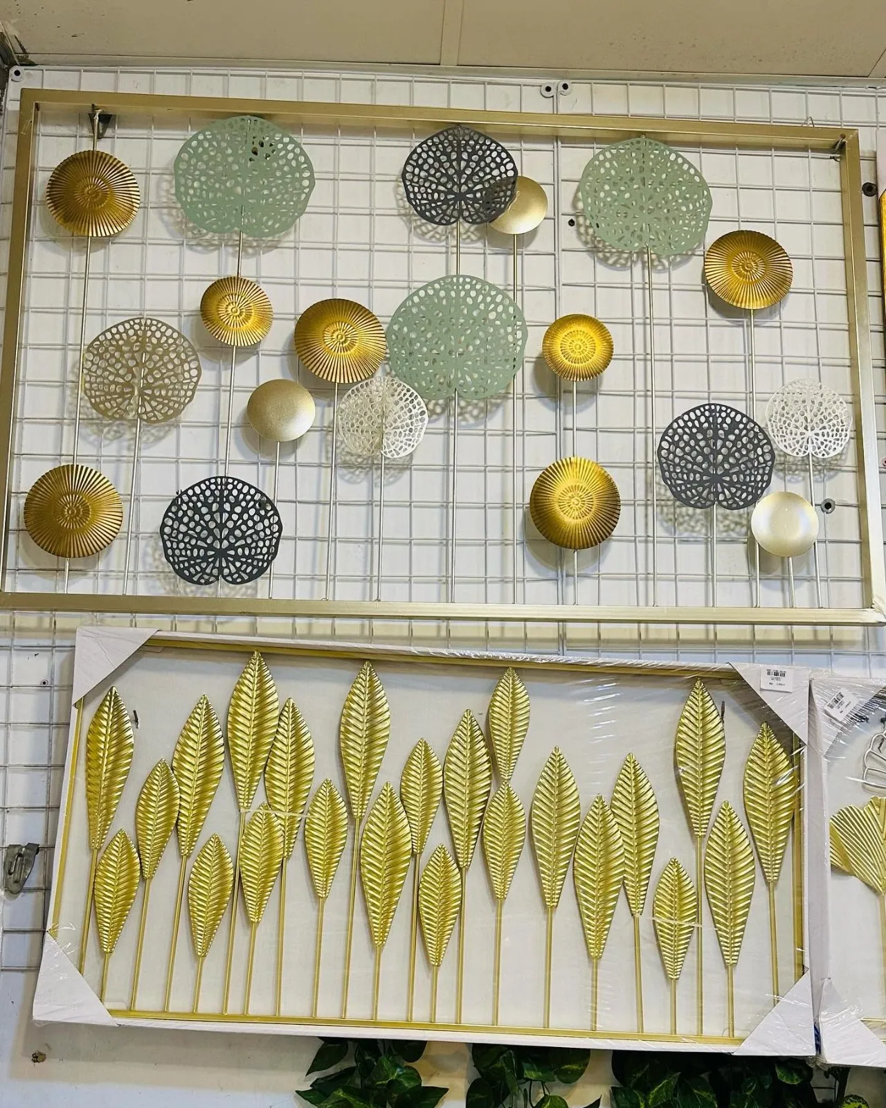 Imported Metal Wall hangings - photo 7