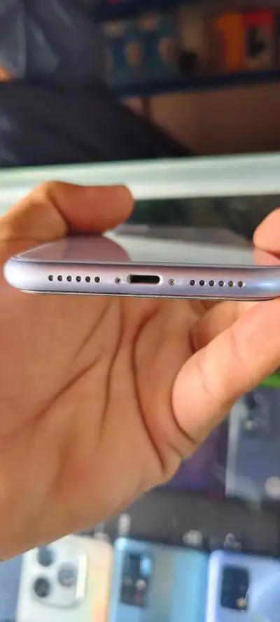 iPhone 11 For Sale in Landhi | Karachi Ads - photo 2