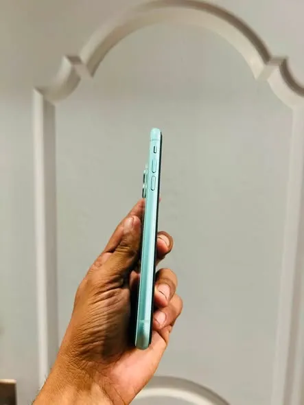 I Phone 11 For sale - photo 2