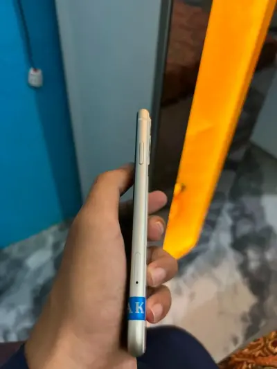 IPHONE 11 BAYPASS For Sale in Ittehad Town | Karachi Ads