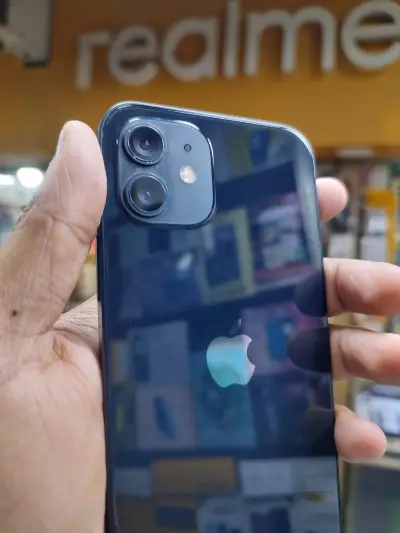iPhone 12