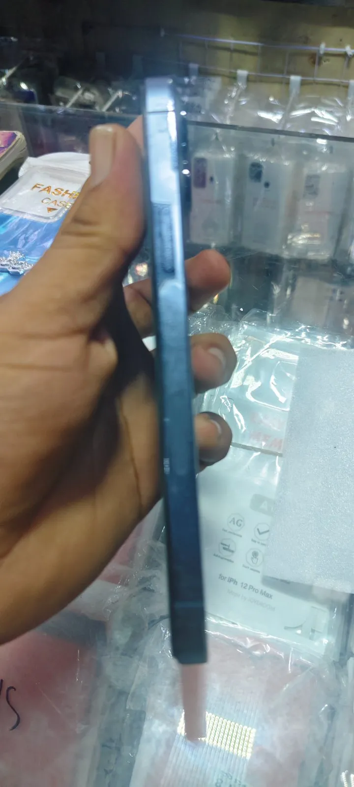 iPhone 13 pro max - photo 4