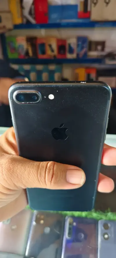 iPhone 7plus For Sale in Landhi | Karachi Ads - photo 3