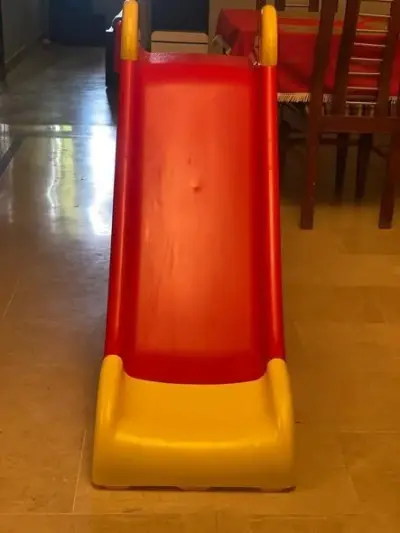 Kids slide for sale in excellent condition