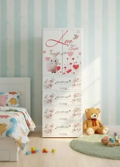 Kids wardrobe