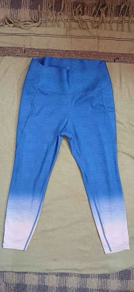 Ladies imported garments lot - photo 4