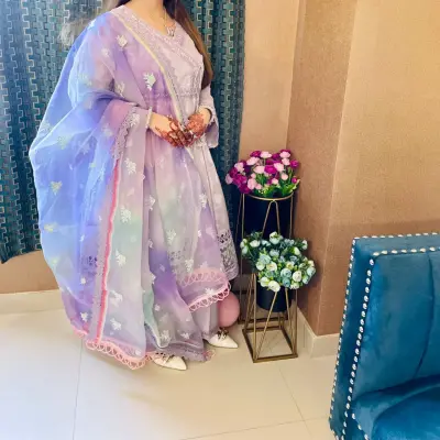 Lawn dress For Sale in Clifton Block 8 | Karachi Ads