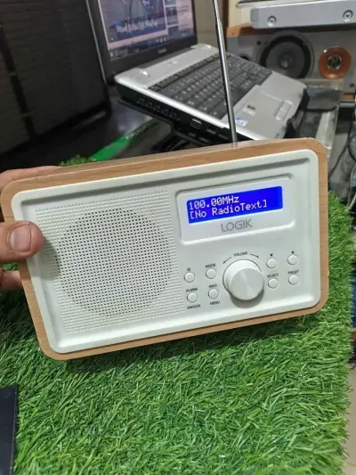 Logik LHDR15 Portable DAB/FM Clock Radio with a wood-effect finish. Best Lovers For FM UK 🇬🇧 - For Sale in Federal B Area, Karachi