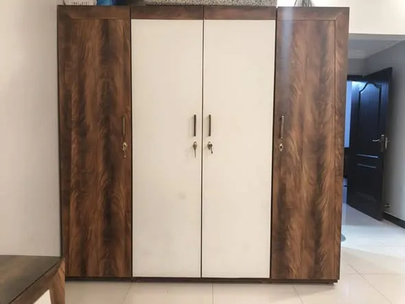 Luxury Modern Bedroom Set For Sale in Bahadurabad | Karachi Ads - photo 3