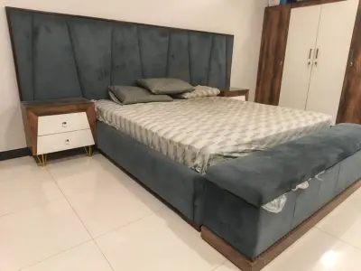 Luxury Modern Bedroom Set For Sale in Bahadurabad | Karachi Ads - photo 5