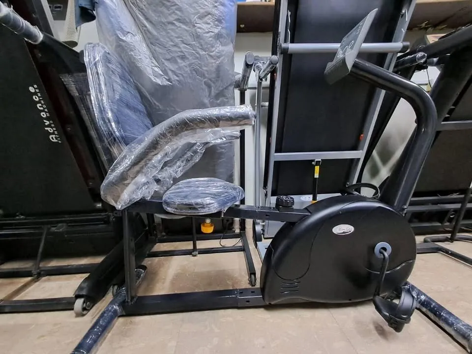 Magnetic recumbent bike - photo 2