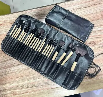 Makeup brushes