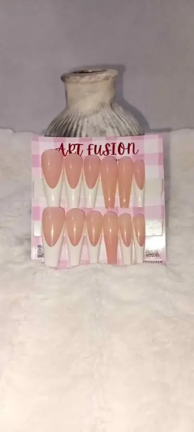 Manicure long Nails