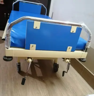 Manual hospital bed - photo 2