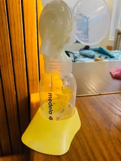 Medela swing maxi flex double breast pump available for sale - photo 2