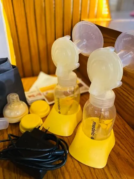 Medela swing maxi flex double breast pump available for sale - photo 5