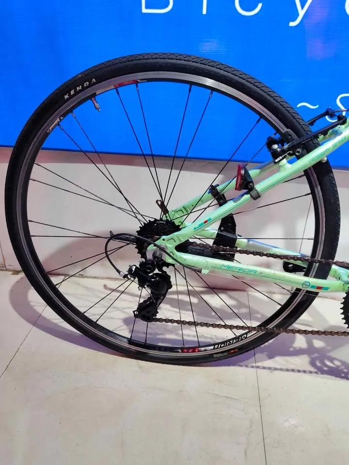 Merida Crossway Hybrid For Sale in Clifton | Karachi Ads - photo 3