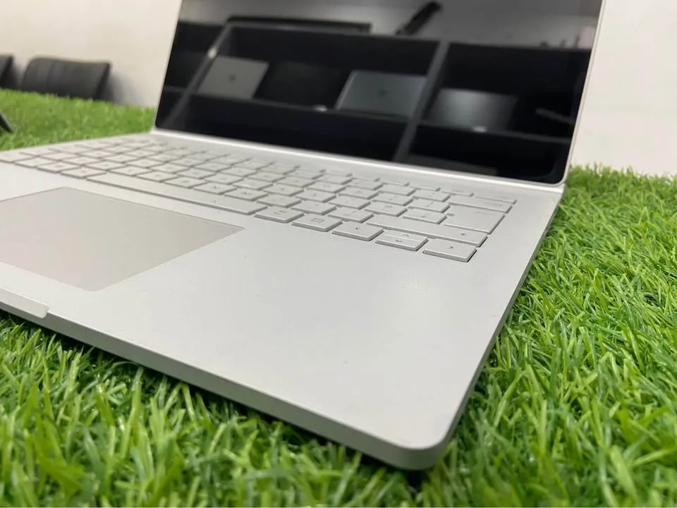Microsoft Surface Book For Sale in New Karachi, Karachi - photo 2