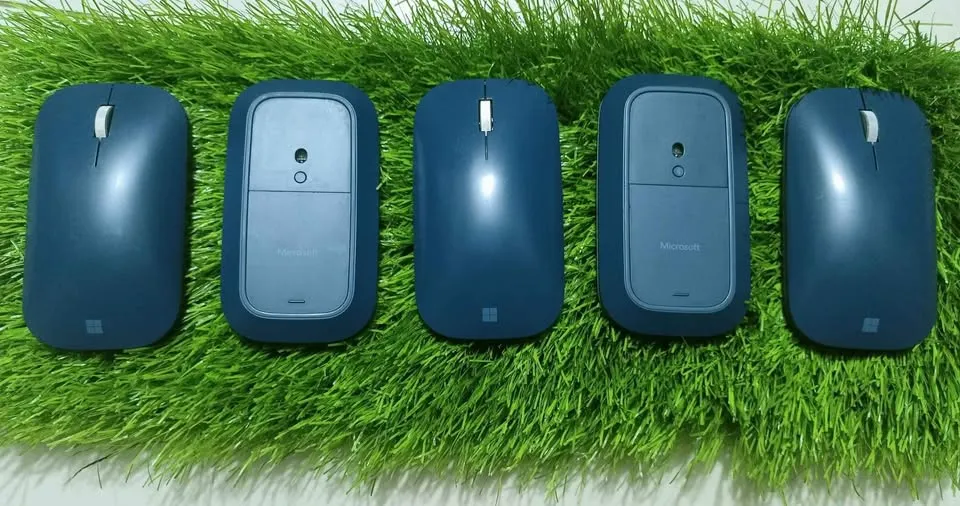 Microsoft Surface Mouse Bluetooth For Sale in New Karachi, Karachi - photo 3