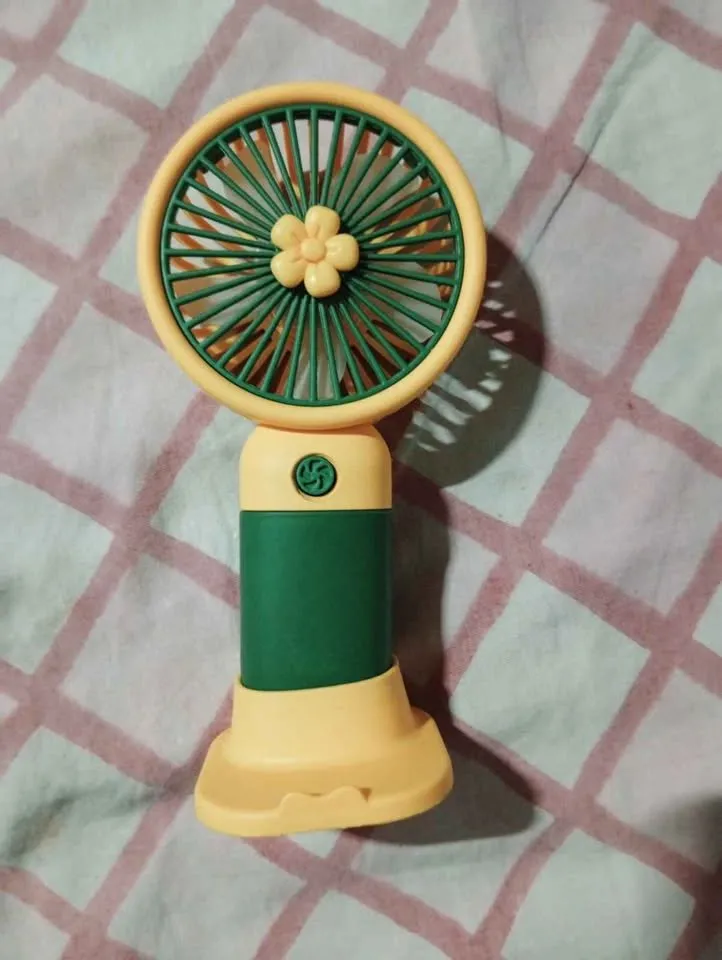 Mini Rechargeable Portable Hand Fan With Stand Flower Design USB Fan for Sale in Gulistan-e-Jauhar, Karachi - photo 3
