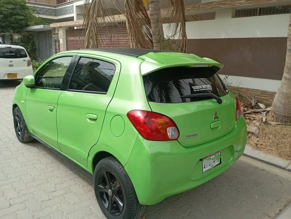 Mitsubishi Mirage 2015 Push Start B2B original For Sale in Gulshan-e-Kaneez Fatima | Karachi Ads - photo 2
