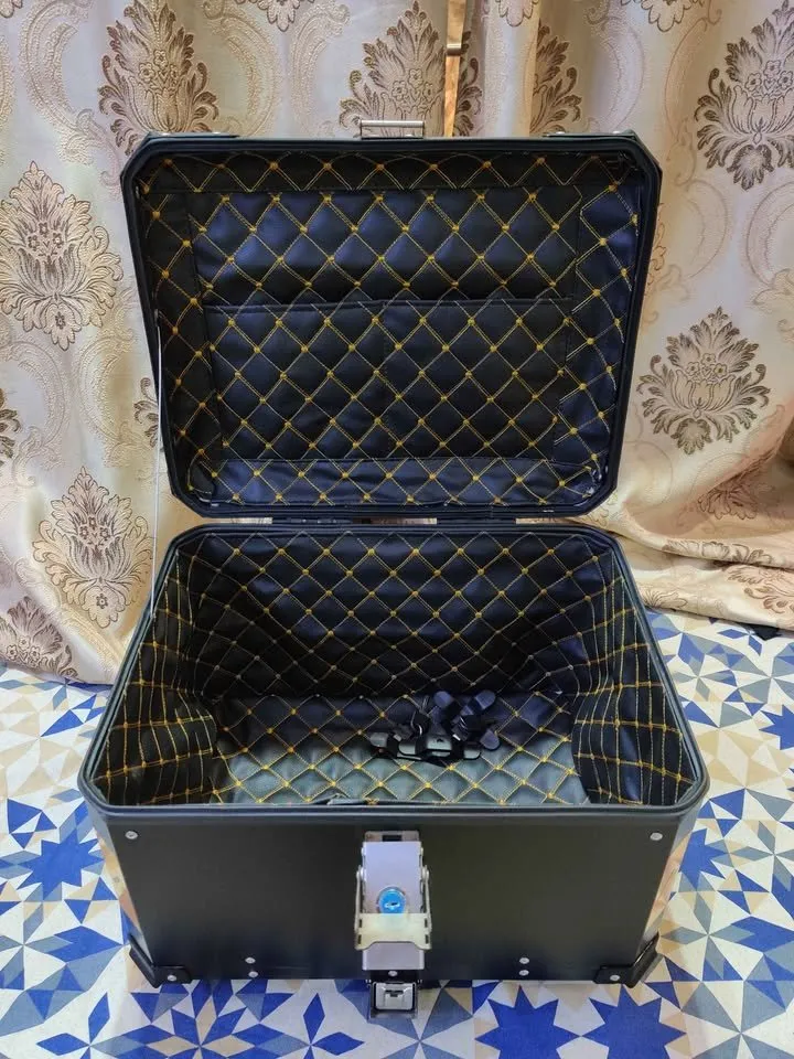Motorcycle aluminum panniers/top box For Sale in Gulistan-e-Jauhar | Karachi Ads - photo 5