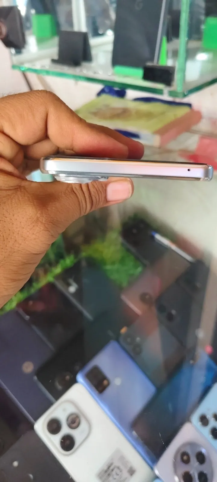Motorola edge 20 For Sale in Landhi No. 3 | Karachi Ads - photo 5