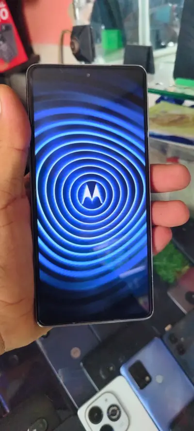 Motorola edge 20 For Sale in Landhi No. 3 | Karachi Ads - photo 6
