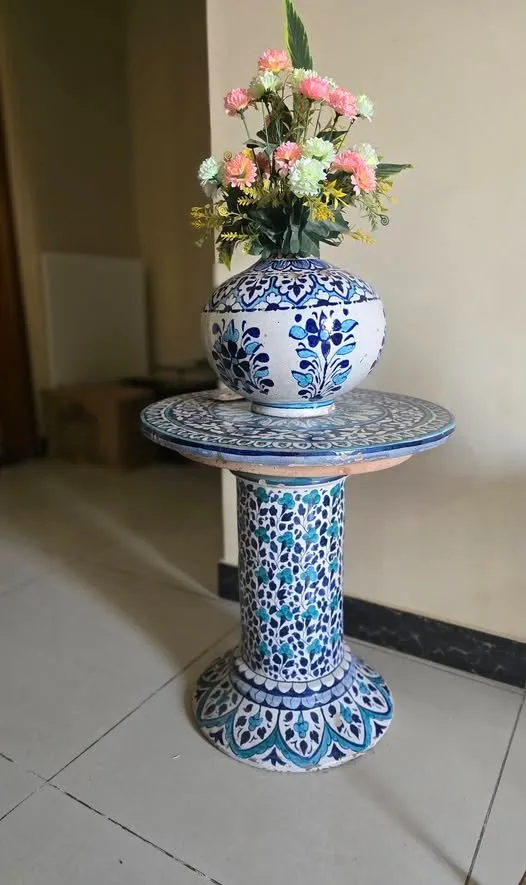 Multan Pottery Vase for Sale - photo 1
