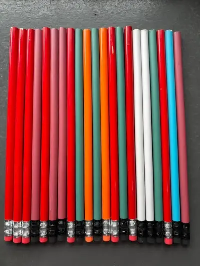 Muti color Round, Star and Ticon pencil available For Sale in New Karachi | Karachi Ads