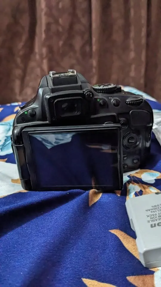 Nikon D5100 Full HD Videos rotate screen external mic supported - For Sale in Saddar, Karachi - photo 2