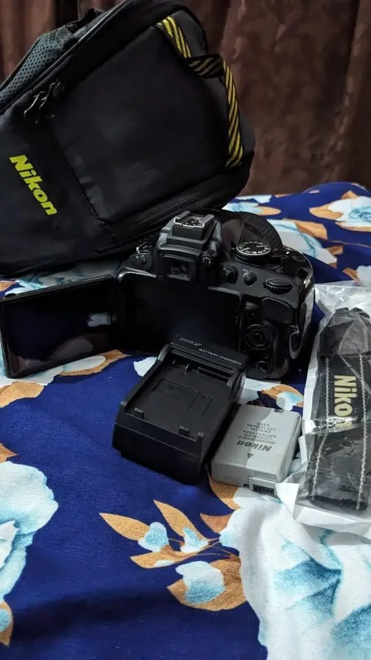 Nikon D5100 Full HD Videos rotate screen external mic supported - For Sale in Saddar, Karachi - photo 6