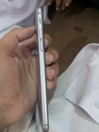 Non-PTA Mobile 4/64GB | 10/10 Condition | 100% Battery Health | Rs. 10,000 - photo 2