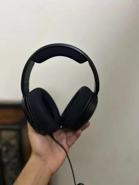 Now Get Branded Gaming headset Corsair HS35 in just 4499rs - photo 3