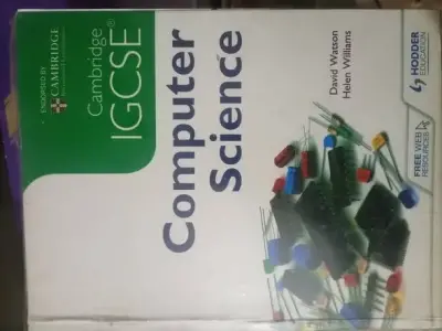 Olevels books and past papers available in used - photo 2