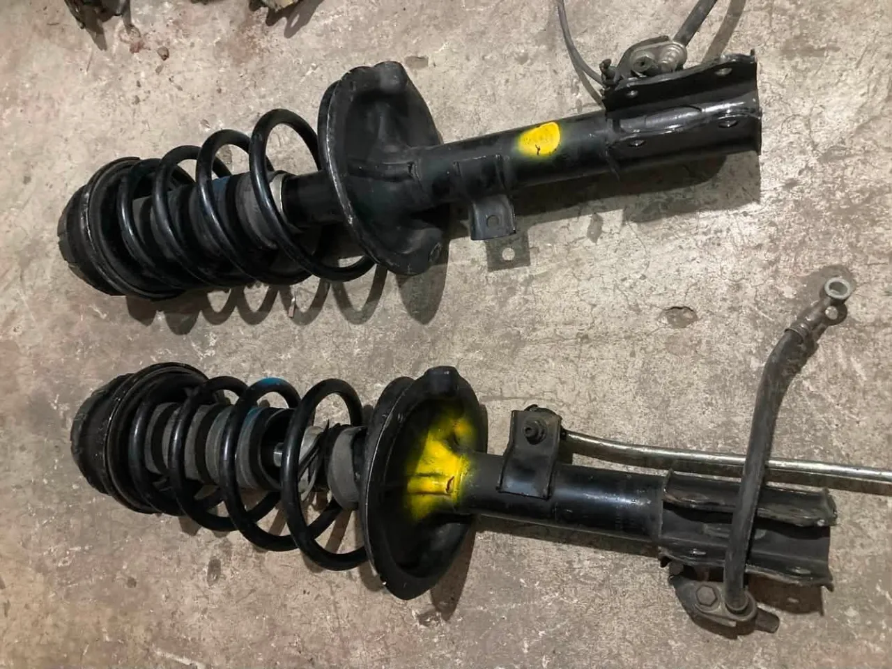 Original Japanese Front Shock Absorbers for Suzuki Swift 2010 are now available! π―π΅ For Sale in Gulistan-e-Jauhar | Karachi Ads - photo 3