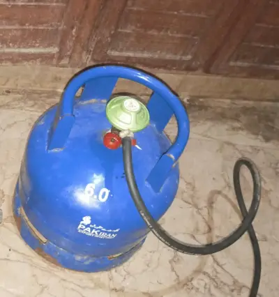 Original PakIran Certified 6KG LPG Cylinder For Sale